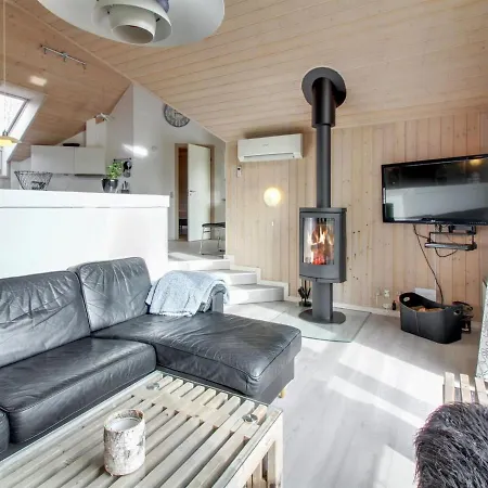 Annlis - 4km From The Sea In Western Jutland By Interhome Blavand