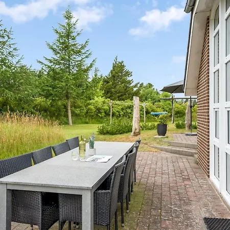 Annlis - 4km From The Sea By Interhome Blavand