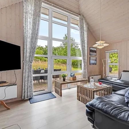 Annlis - 4km From The Sea By Interhome