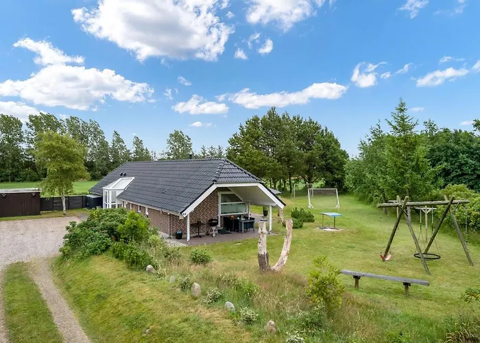 Annlis - 4km From The Sea By Interhome *